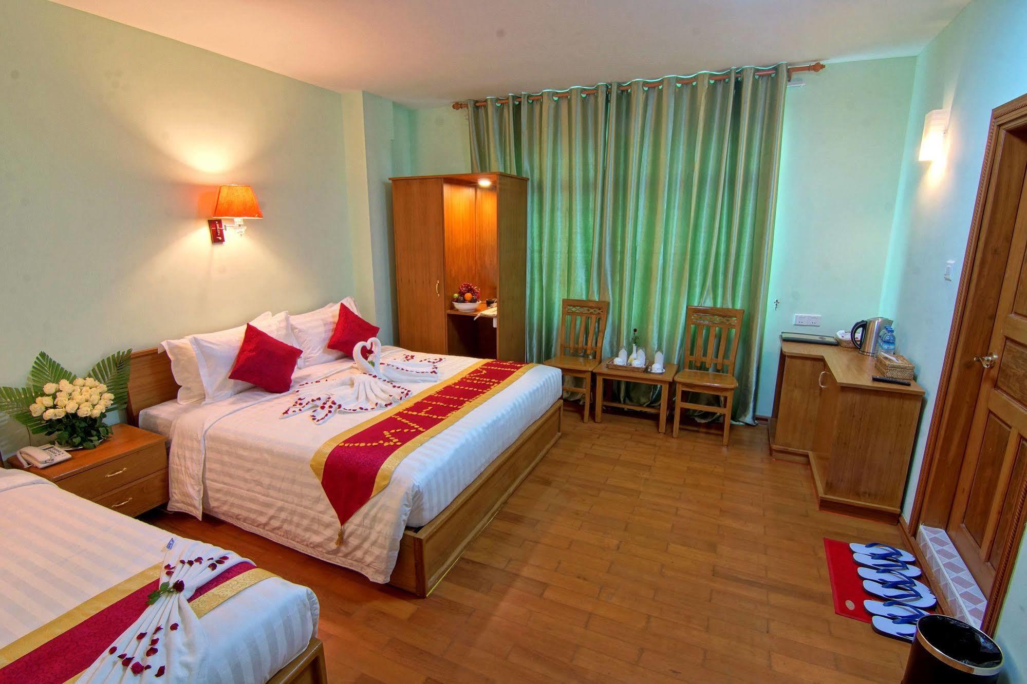 Hotel A1 Mandalay Exterior foto
