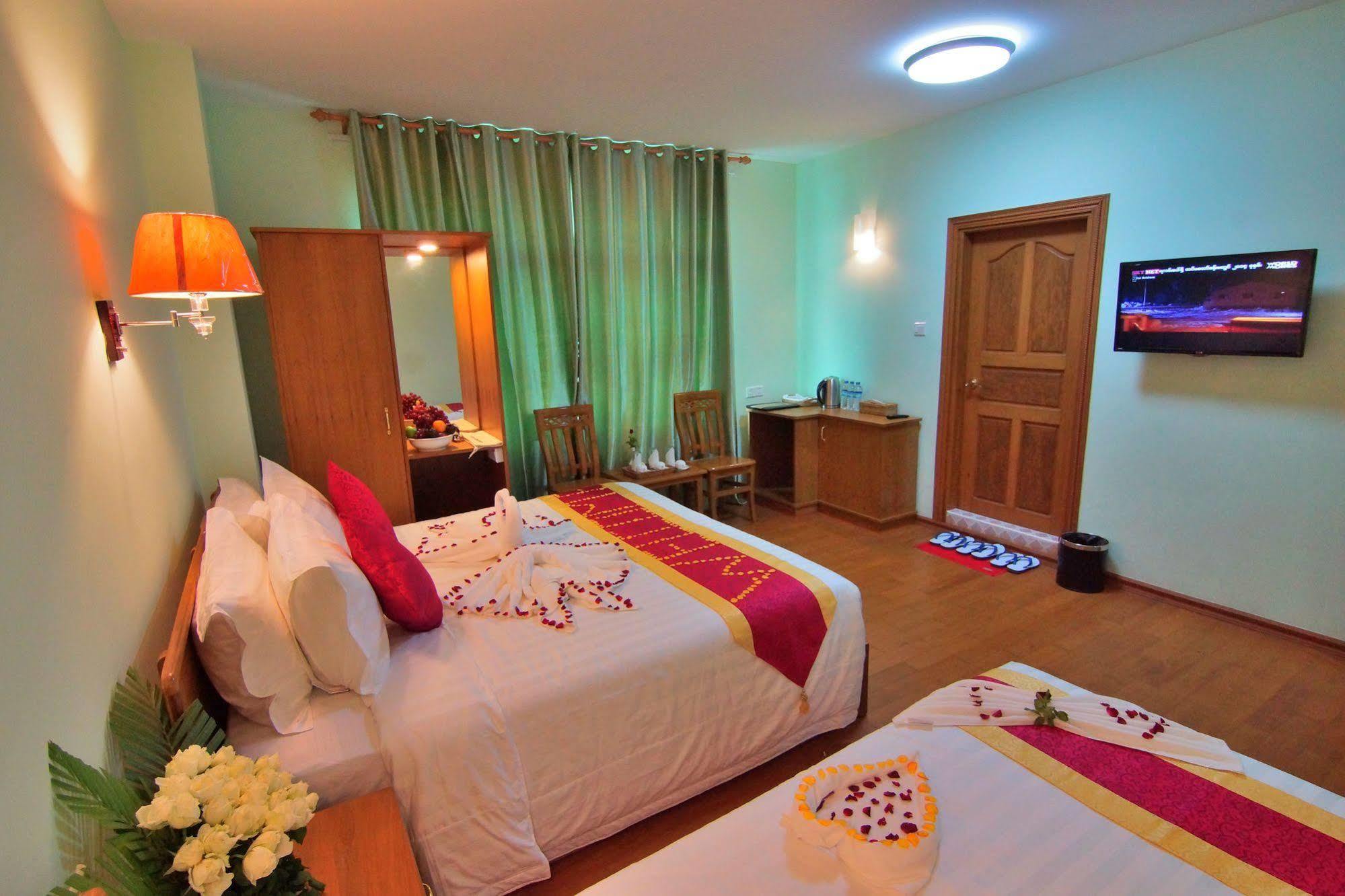 Hotel A1 Mandalay Exterior foto
